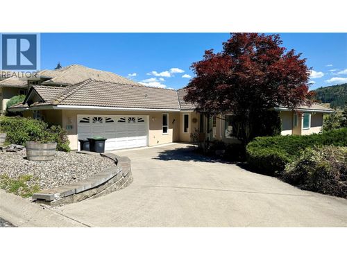 19-452 Glen Pine Crt, Kelowna, BC, V1V1W7 | Card Image