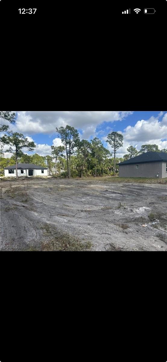 Land in LEHIGH ACRES
