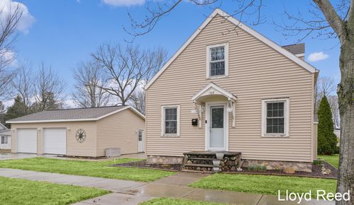 708 Brush St, Portland, MI, 48875-1514 | Card Image