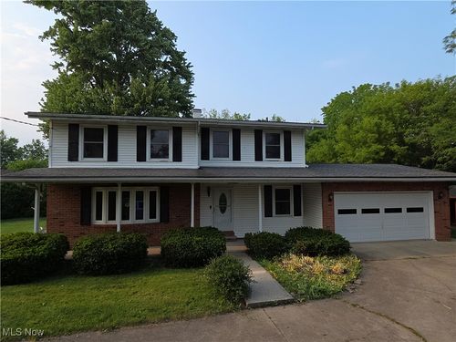 1025 S Ridge Road, Geneva, OH, 44041 | Card Image