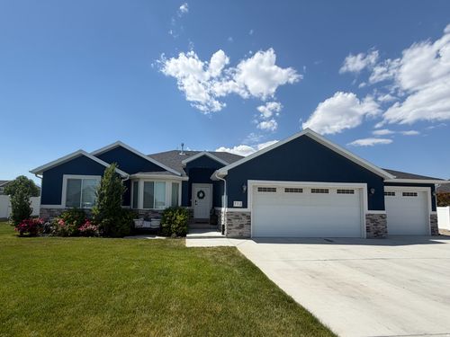 712 E Sunset View Rd, Grantsville, UT, 84029-8526 | Card Image