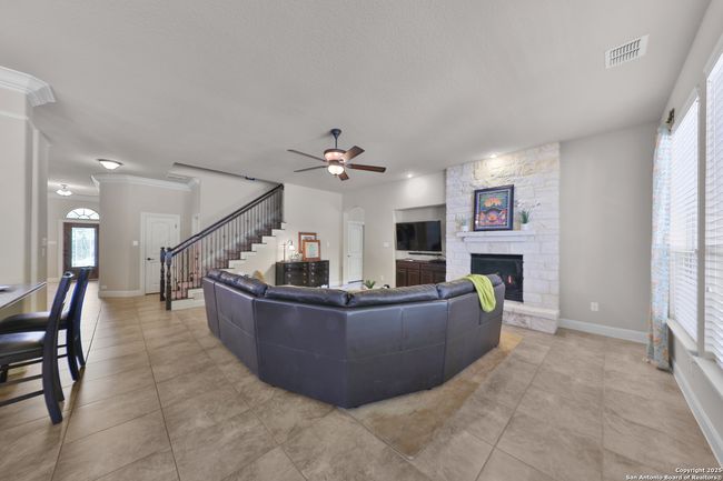 10518 Springcroft Ct, House other with 4 bedrooms, 5 bathrooms and null parking in Helotes TX | Image 15