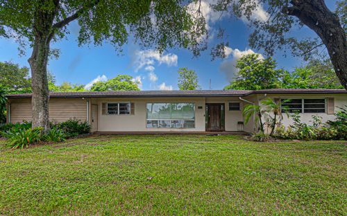 4511 E Country Club Cir, Plantation, FL, 33317-3711 | Card Image