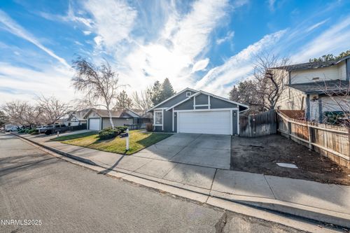6052 Bankside Way, Reno, NV, 89523-1706 | Card Image