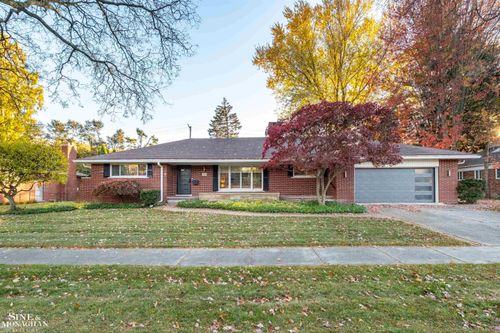 55 S Edgewood Dr, Grosse Pointe Shores, MI, 48236-1226 | Card Image