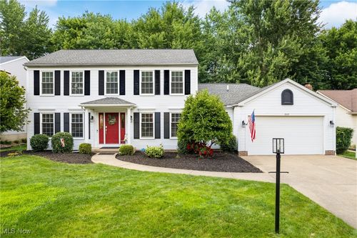 3049 Deercrest Path, Stow, OH, 44224-4772 | Card Image