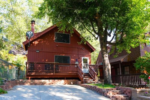 32801 Encina Dr, Running Springs, CA, 92382 | Card Image