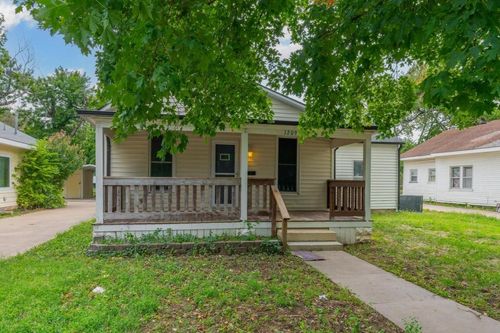1209 N C St, Wellington, KS, 67152-4345 | Card Image