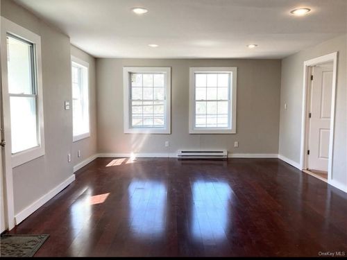 2555 Carmel Ave, Brewster, NY, 10509-1162 | Card Image