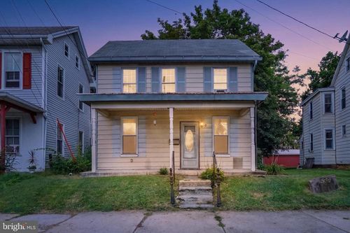 532 N State St, EPHRATA, PA, 17522-1740 | Card Image