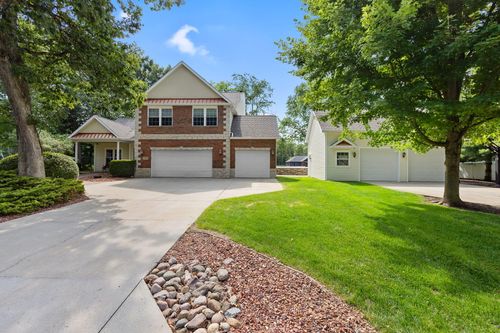 10752 Dogleg Dr, DeMotte, IN, 46310 | Card Image