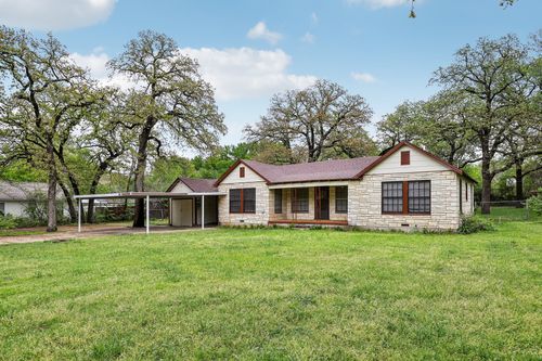 3304 Chippewa Trl, Lake Worth, TX, 76135-3812 | Card Image