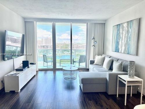 apt-15p-3801 S Ocean Dr, Hollywood, FL, 33019-2901 | Card Image