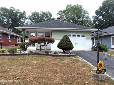 1933 Mount Carmel Boulevard, Home with 2 bedrooms, 1 bathrooms and null parking in Toms River NJ | Image 1