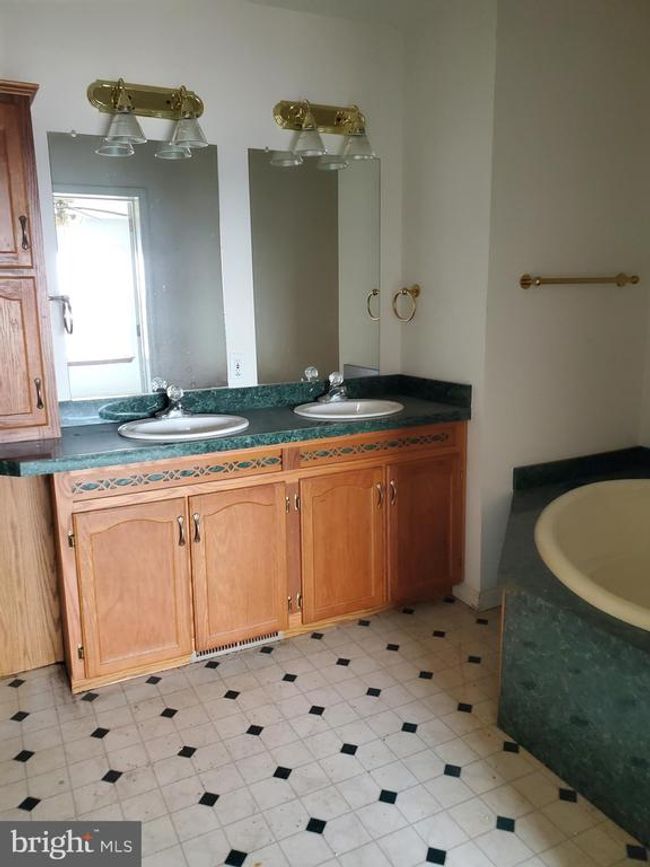 6335 Oxford Rd, House other with 4 bedrooms, 2 bathrooms and null parking in Gardners PA | Image 37