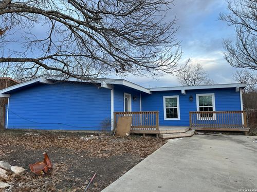 122 Pleasant Valley St, San Antonio, TX, 78227-4554 | Card Image