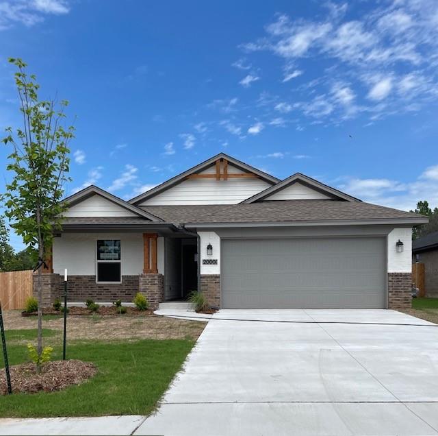 Park Ln, Harrah, OK 73045