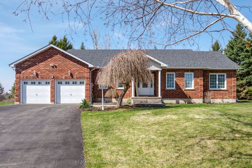 4 Bluewater Avenue, Kawartha Lakes, ON, K9V0K6 | Card Image