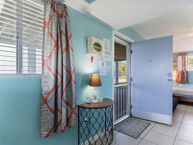 327 Bayshore Dr, House other with 3 bedrooms, 3 bathrooms and null parking in Palacios TX | Image 32