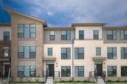 664 Langford St, Carmel, IN, 46032-0028 | Card Image