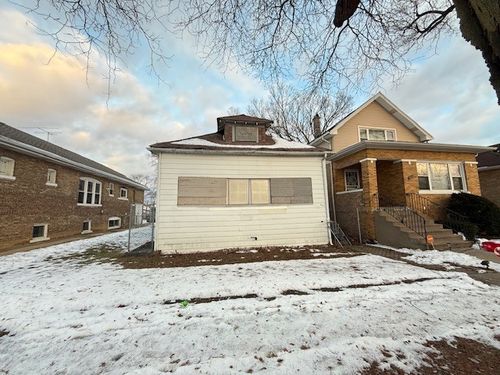 437 24th Ave, Bellwood, IL, 60104-1625 | Card Image