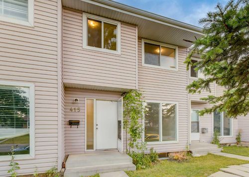415 40 St Ne, Calgary, AB, T2A6S1 | Card Image