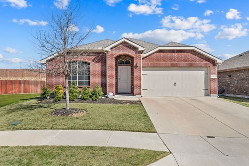 2105 Myrtle Beach Dr, Fort Worth, TX, 76108-2094 | Card Image