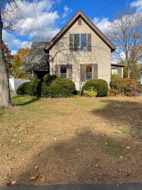 27 School St, Plainville, CT, 06062-2325 | Card Image