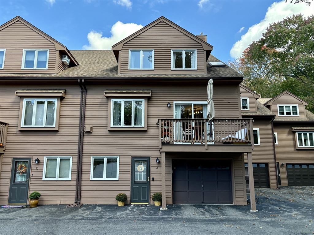 Casablanca Ct, Haverhill, MA 01832