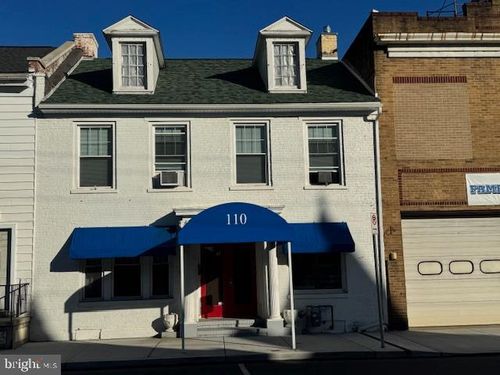 110 Valley St, LEWISTOWN, PA, 17044-1853 | Card Image