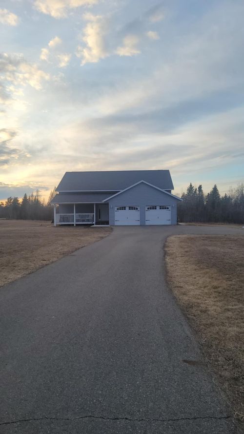 847 Rodeo Dr Nw, Bemidji, MN, 56601-5132 | Card Image