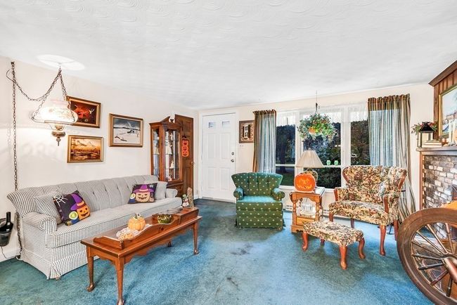 51 Pine St, House other with 3 bedrooms, 1 bathrooms and 5 parking in Sudbury MA | Image 6