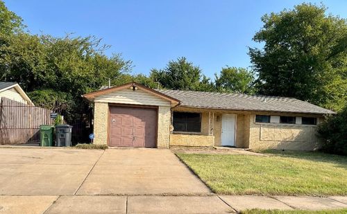 2019 Ruth St, Arlington, TX, 76010-2138 | Card Image