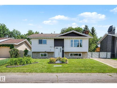 2911 83 St Nw, Edmonton, AB, T6K3A4 | Card Image