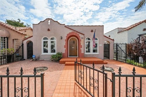 178 Corona Ave, Long Beach, CA, 90803-3313 | Card Image