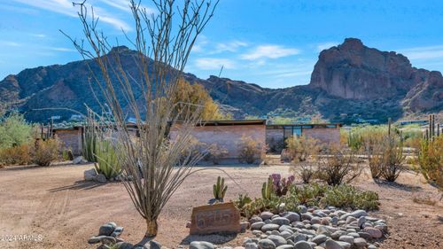 6105 N Camelback Manor Drive, Paradise Valley, AZ, 85253 | Card Image