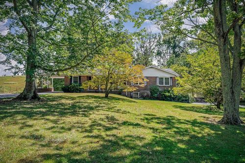 5036 Pendergrass Rd, Byrdstown, TN, 38549-4408 | Card Image
