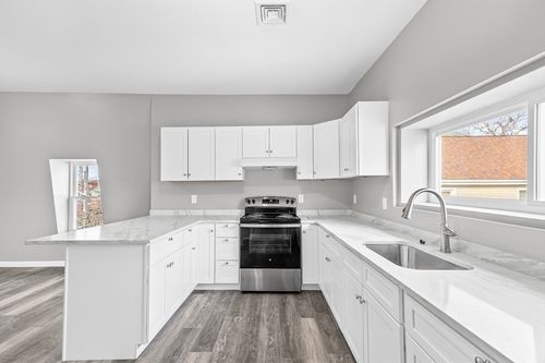 3-712-722 Eastern Ave, Fall River, MA, 02723-2031 | Card Image