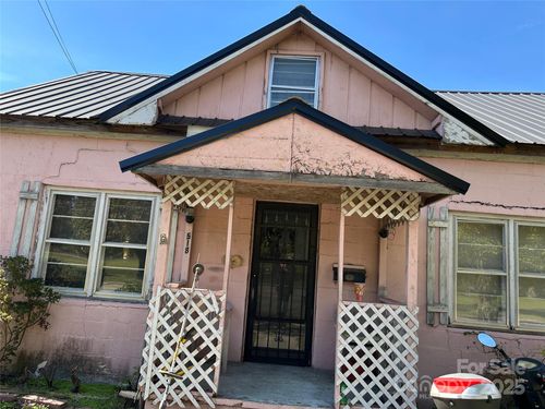 518 S Brown St, Chadbourn, NC, 28431-2210 | Card Image