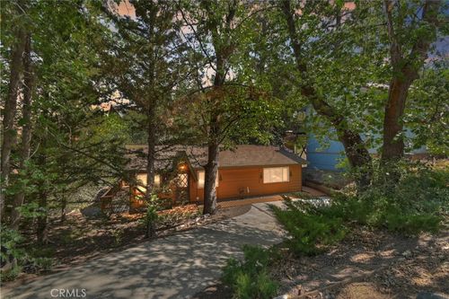 830 Villa Grove Ave, Big Bear Lake, CA, 92315 | Card Image