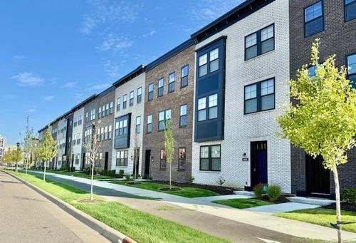 unit-i-909 Mount Curve Blvd, Saint Paul, MN, 55116-3868 | Card Image