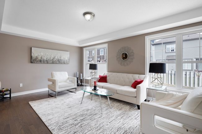 143 Bartonia Cir, House other with 5 bedrooms, 4 bathrooms and 4 parking in Orléans ON | Image 20