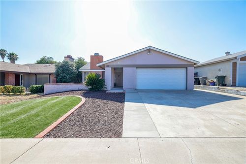 183 N Torn Ranch Rd, Lake Elsinore, CA, 92530-1828 | Card Image