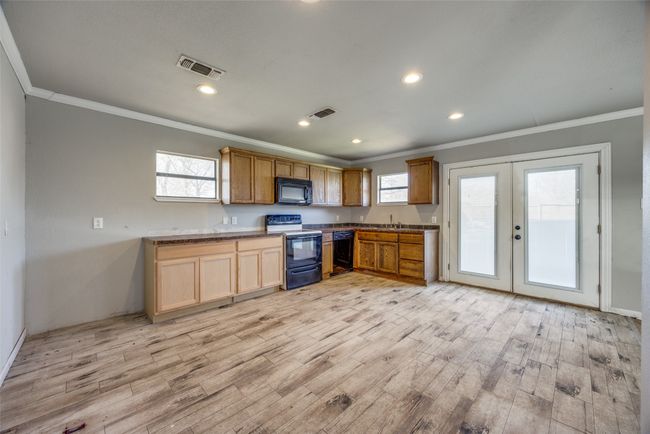 513 S Carter St, House other with 2 bedrooms, 2 bathrooms and null parking in Whitewright TX | Image 7
