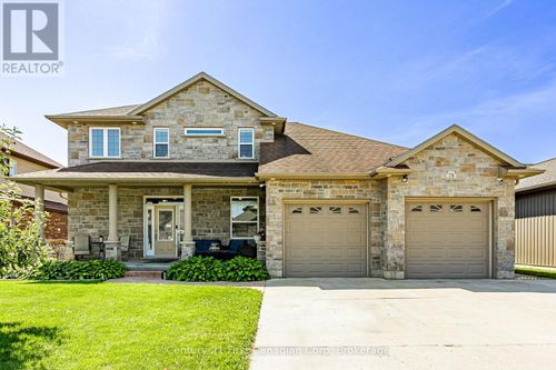78 Oliver Cres, Thamesford, ON, N0M2M0 | Card Image