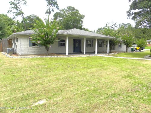 11564 Easy St, Gulfport, MS, 39503-6108 | Card Image