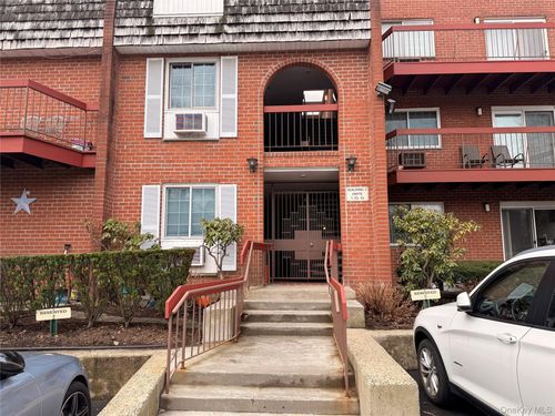 apt-1-12-55 N Broadway, White Plains, NY, 10601-1642 | Card Image