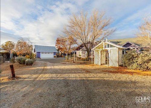 243 S Primavera Street, Ridgecrest, CA, 93555 | Card Image