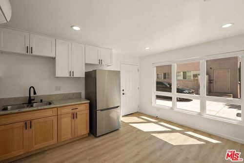 Unit A W Elk Avenue, Glendale, CA, 91204 | Card Image