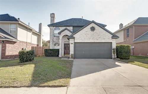 1807 Hunters Ridge Drive, Grapevine, TX, 76051 | Card Image